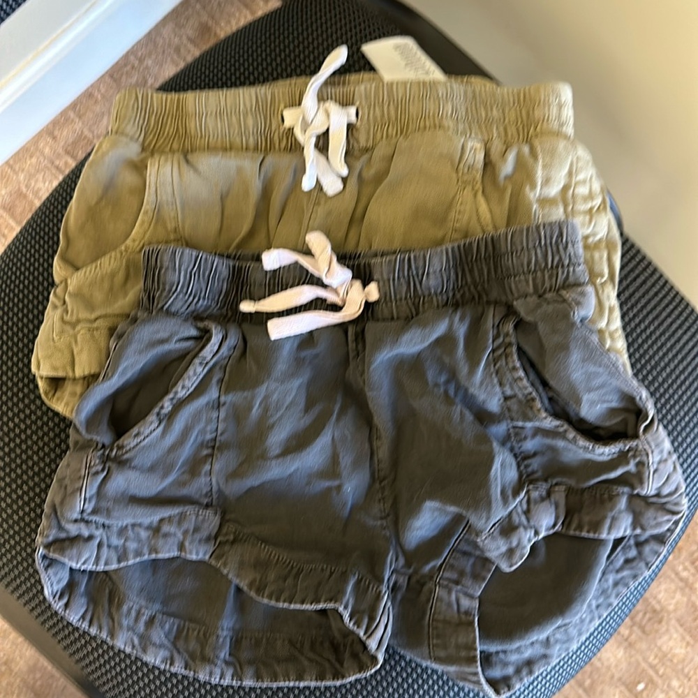 Used billabong shorts